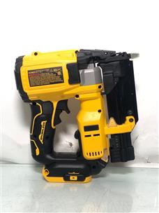 Dewalt (DCN623) Brushless Pin Nailer 23GA with 20volt battery and